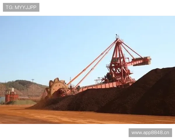 山东泰山深陷战术困局,老将依赖与体系重建如何破局 山东泰山深陷战术困局,老将依赖与体系重建如何破局