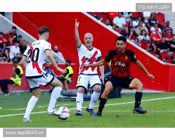 切尔西进攻效率问题突出，对赛季进攻质量与关键战表现造成影响