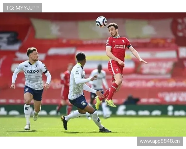 沃特金斯与若塔：多面锋线角色及战术适配性对比